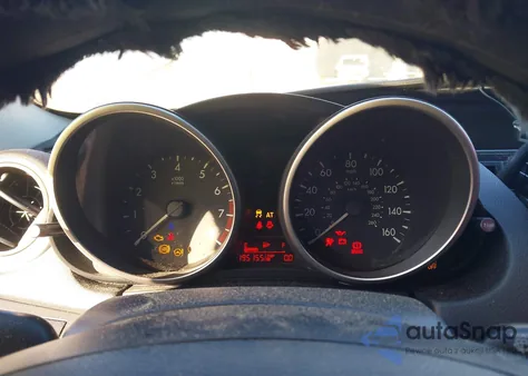 2011 Mazda Mazda3 I Sport z USA, uszkodzony, nr VIN JM1BL1UF5B1366568